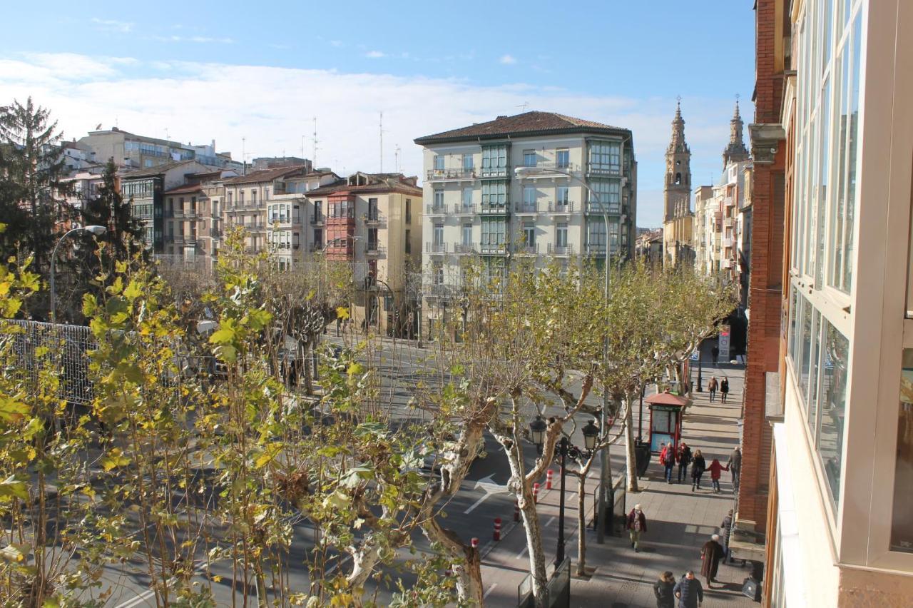 Muro De Cervantes * Logrono